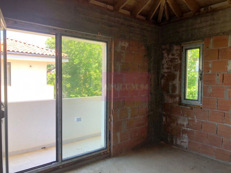 Vila 5 camere LUX 